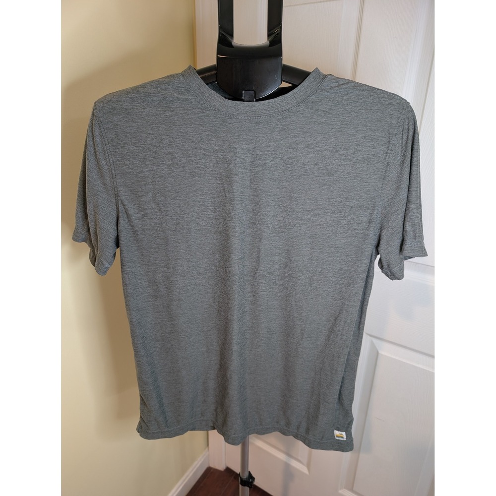 Vuori T-Shirt Mens Medium Grey Strato Tech Tee Short Sleeve Heathered Crewneck